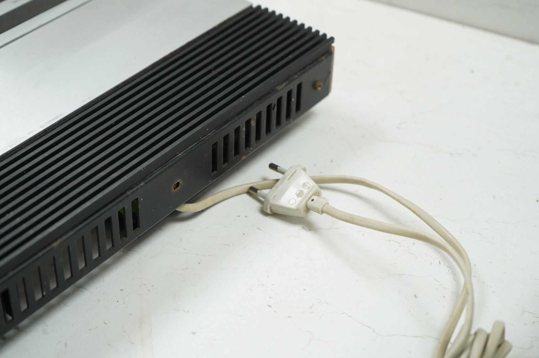 Four Bang & Olufsen stereo items; a Beogram 1000 type 5229 turntable, a Beomaster 4000 type 2406, a Beomaster 901 type 2606, and a Beomaster 1900 type 2903